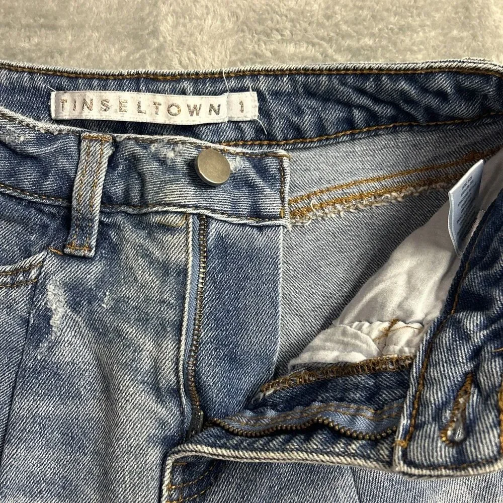 Tinseltown Womens Jeans Sz. 1 Distressed Straight Leg Medium Wash - Picture 6 of 16